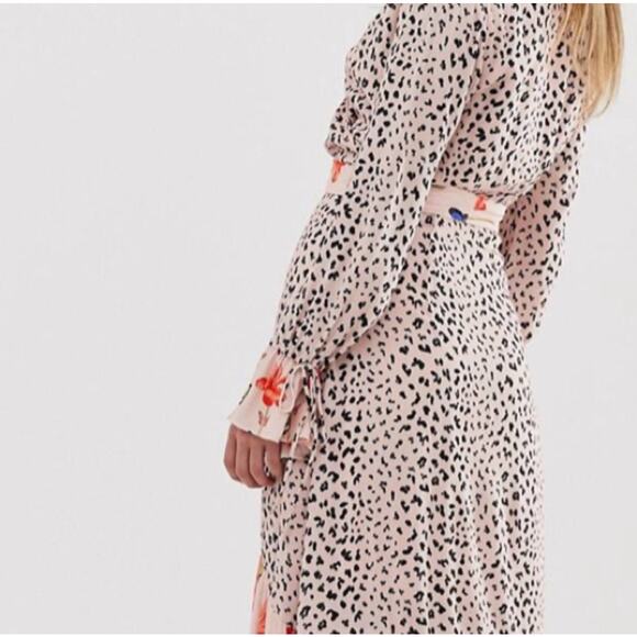 Dark Pink Butterfly Ruffle Pink Black Cheetah Floral Pink Midi Dress 12 NWT $103 - Picture 4 of 16